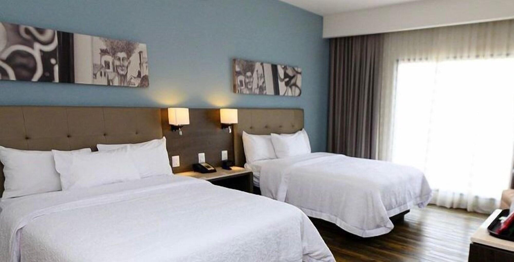 Hampton Inn By Hilton Celaya Celaya (Guanajuato) Exterior foto